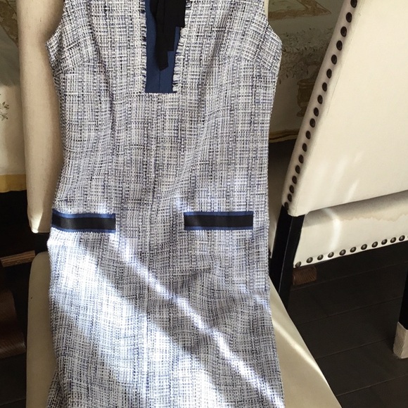 Karl Lagerfeld Paris tweed dress size 4. - Picture 2 of 5